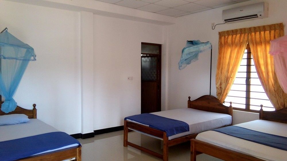 French Garden Resort Uppuveli Exterior photo