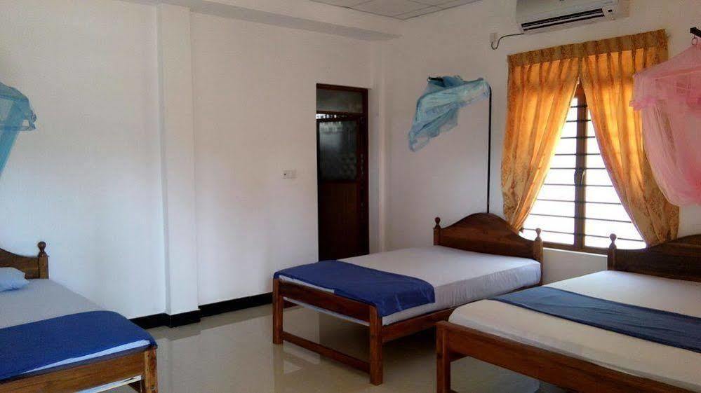 French Garden Resort Uppuveli Exterior photo