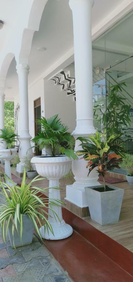 French Garden Resort Uppuveli Exterior photo